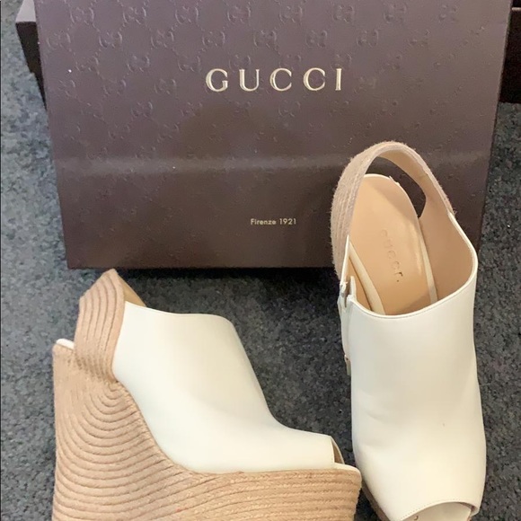 Gucci - Picture 1 of 1